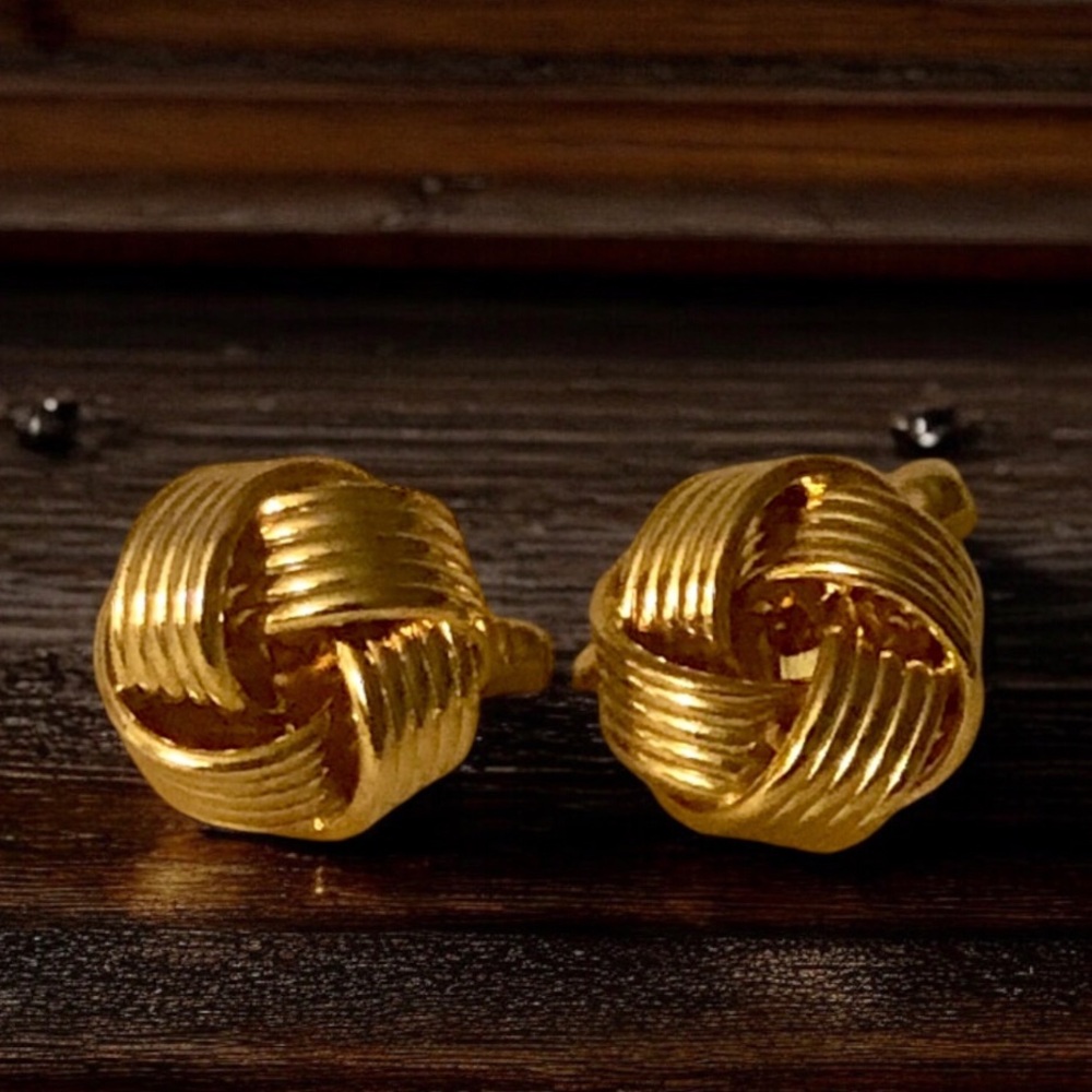 Men’s Classic Gold Toned Elegant Simple Textured Knot Cufflinks